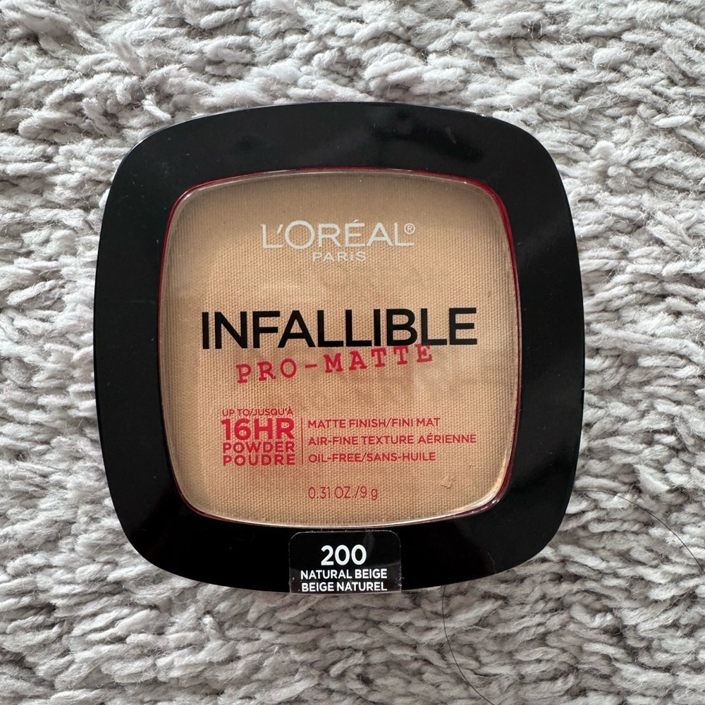 New Infallible Pro-Matte 16HR Powder Natural Beige DISCONTINUED